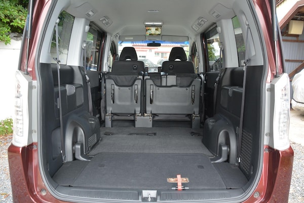 Used Honda Stepwagon for sale - 76121261: Photo 20