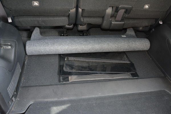 Used Honda Stepwagon for sale - 76121261: Photo 29