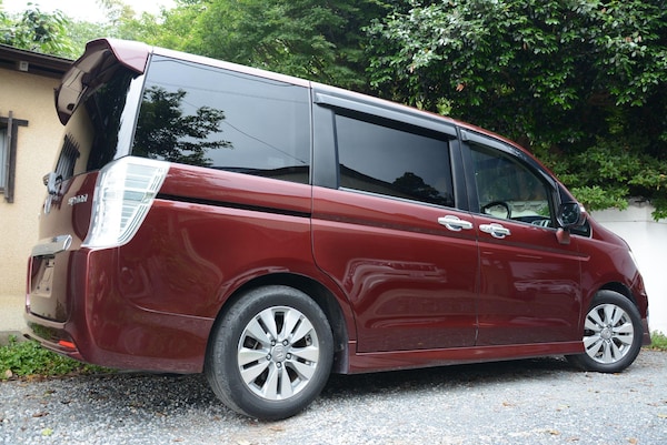 Used Honda Stepwagon for sale - 76121261: Photo 6