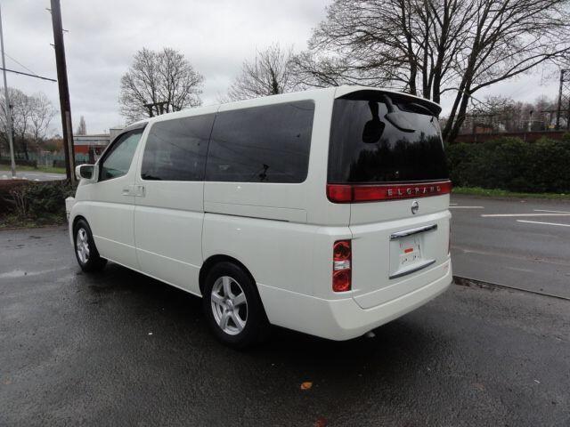 Used Nissan Elgrand for sale - 78019462: Photo 2