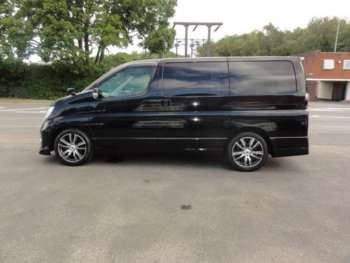 Used Nissan Elgrand 2009 for sale - 75059404: Photo