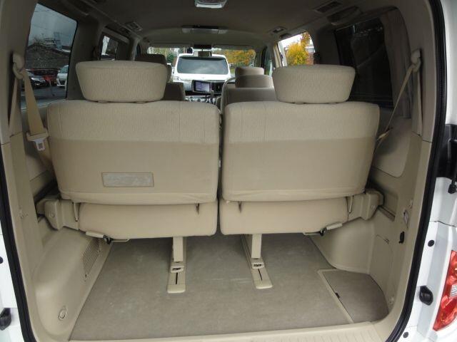 Used Nissan Elgrand for sale - 76992404: Photo 14