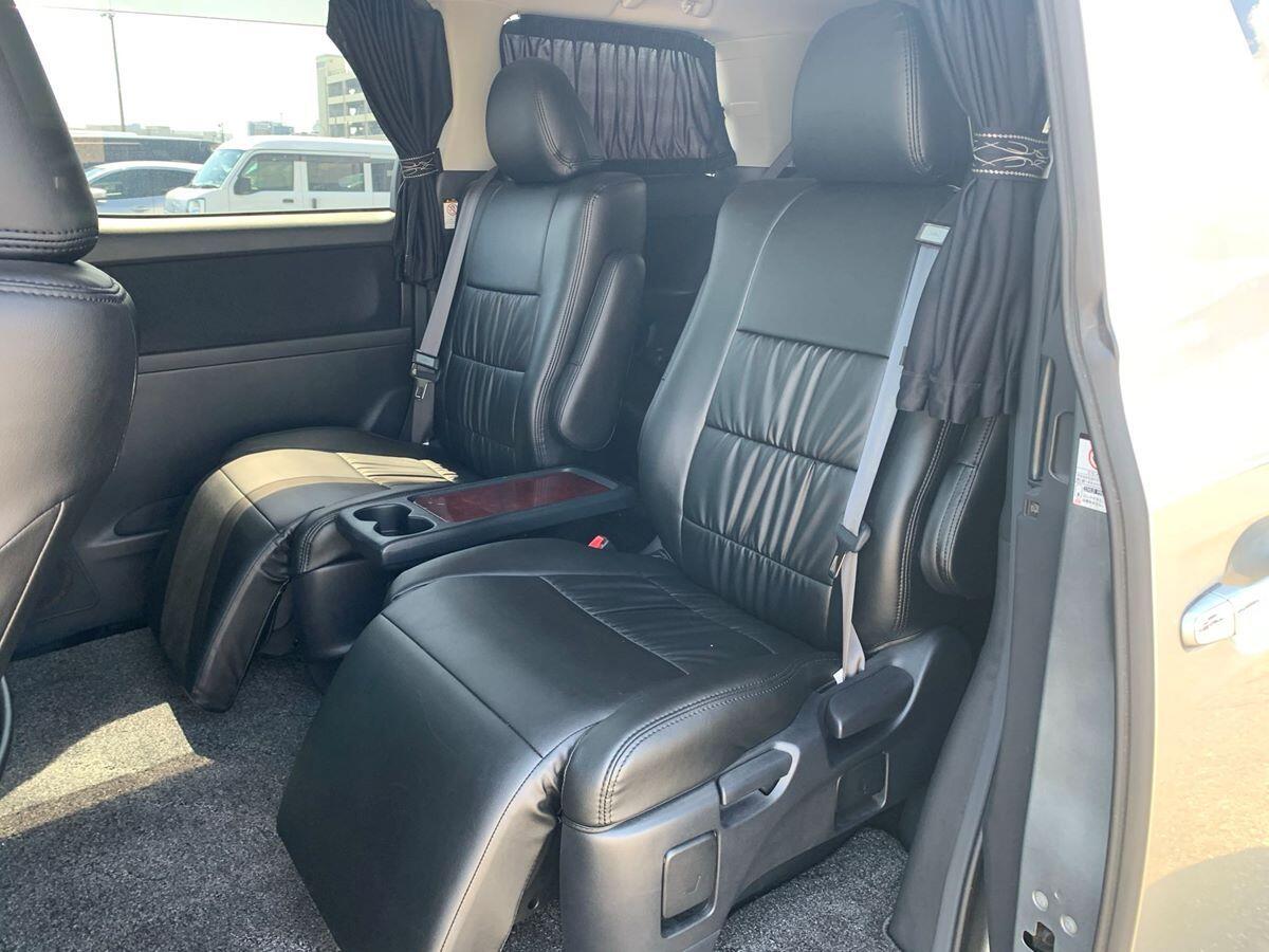 Used Toyota Vellfire for sale - 77824657: Photo 12