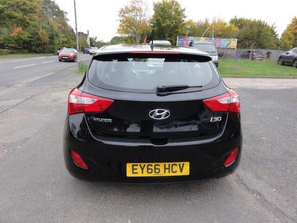 Used Hyundai i30 2016 for sale - 76215664: Photo 6