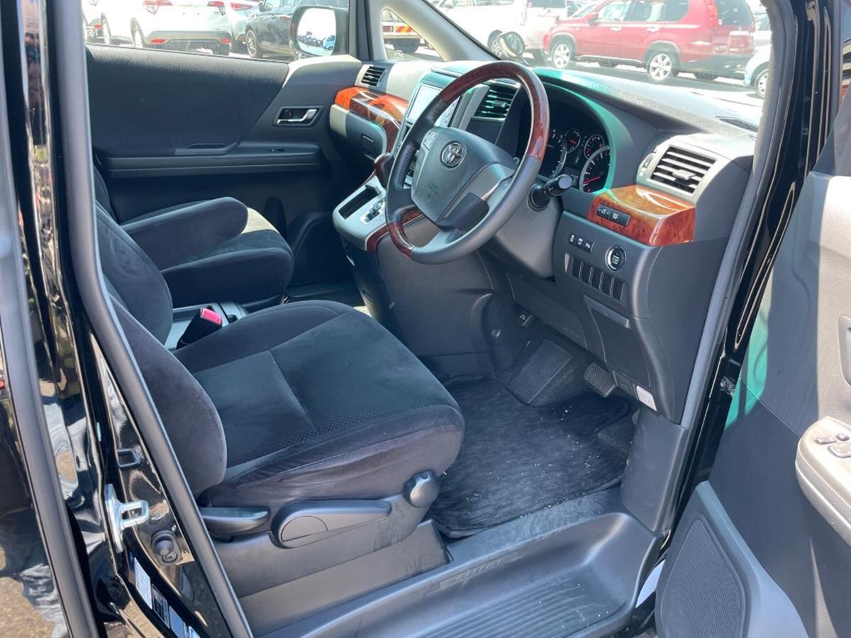 Used Toyota Vellfire 2025 for sale - 77599854: Photo 17