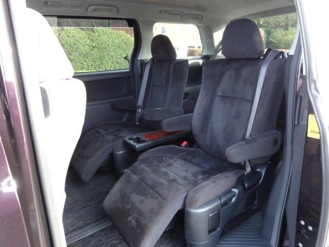 Used Toyota Vellfire 2023 for sale - 76572538: Photo 2