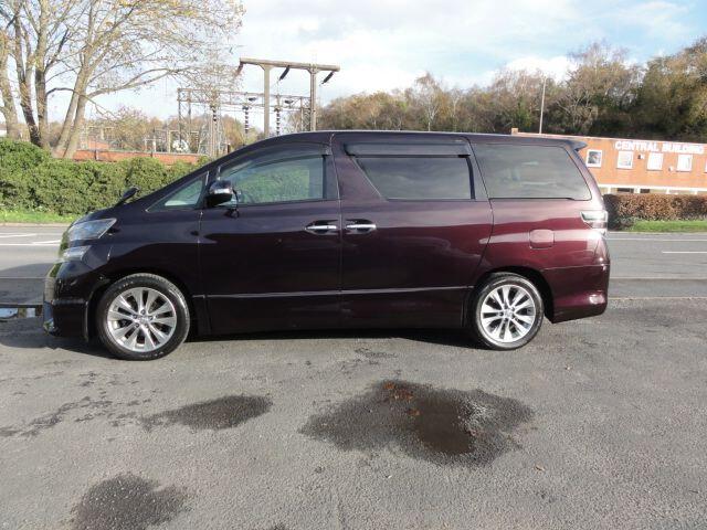 Used Toyota Vellfire 2023 for sale - 76572538: Photo 4