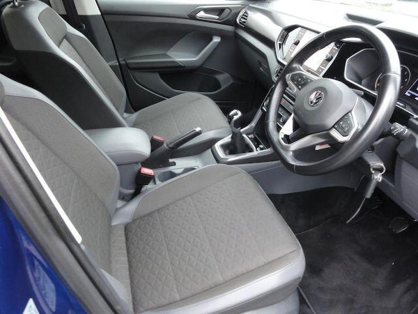 Used Volkswagen T-Cross 2020 for sale - 76259392: Photo 3