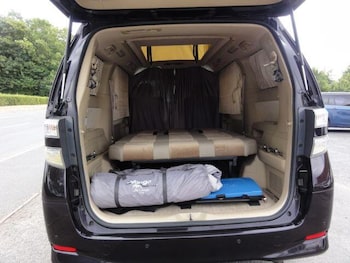 Used Toyota Vellfire 2009 for sale - 79256323: Photo