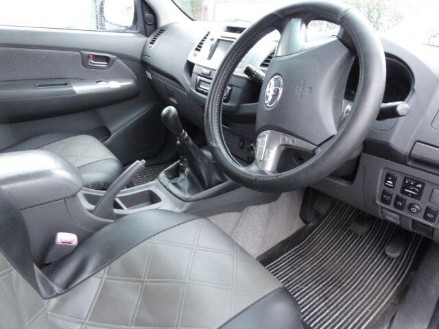 Used Toyota Hilux 2013 for sale - 77468934: Photo 12