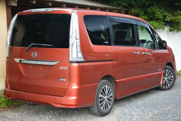 Used Nissan Serena for sale - 76151767: Photo 7