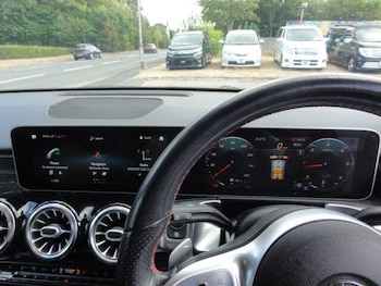 Used Mercedes-Benz GLB 2020 for sale - 79388771: Photo
