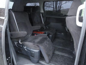Used Toyota Vellfire 2010 for sale - 78923921: Photo