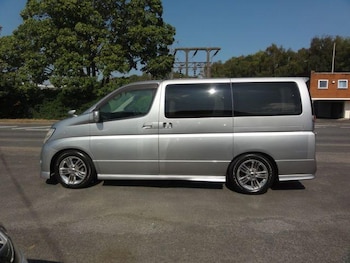 Used Nissan Elgrand 2007 for sale - 75414220: Photo