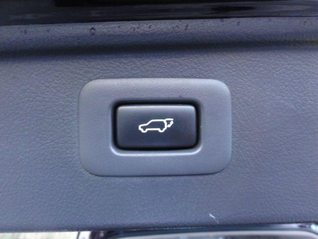 Used Toyota Vellfire for sale - 77538357: Photo 16