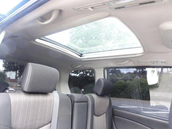 Used Nissan Serena 2014 for sale - 75059726: Photo 5