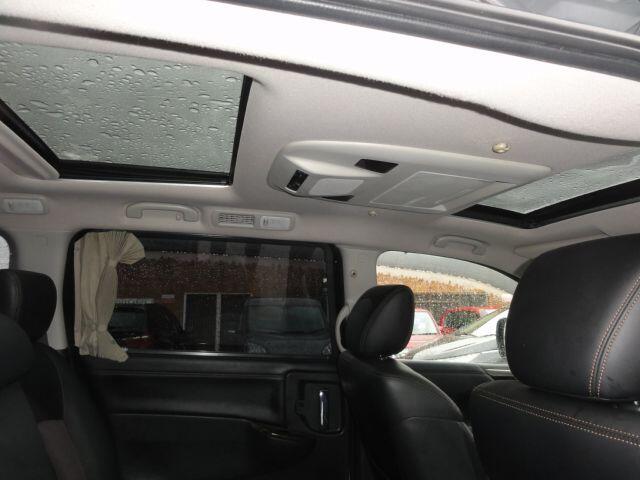 Used Nissan Elgrand 2022 for sale - 77016904: Photo 9