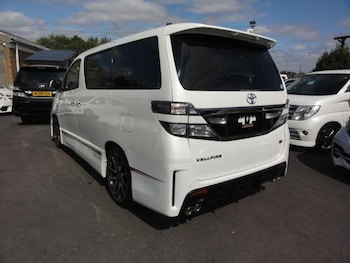 Used Toyota Vellfire 2014 for sale - 79540666: Photo