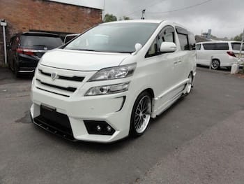 Used Toyota Vellfire 2014 for sale - 79635034: Photo