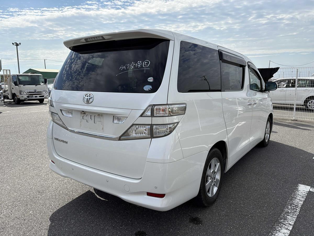 Used Toyota Vellfire 2025 for sale - 76988709: Photo 10