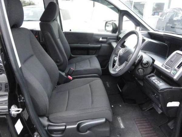 Used Honda Stepwagon for sale - 76349389: Photo 13