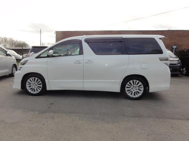 Used Toyota Vellfire for sale - 78128234: Photo 27
