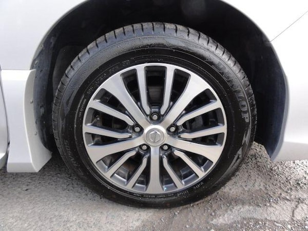 Used Nissan Serena for sale - 76151344: Photo 10