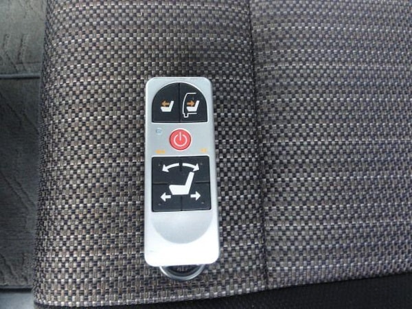 Used Nissan Serena for sale - 76151344: Photo 23