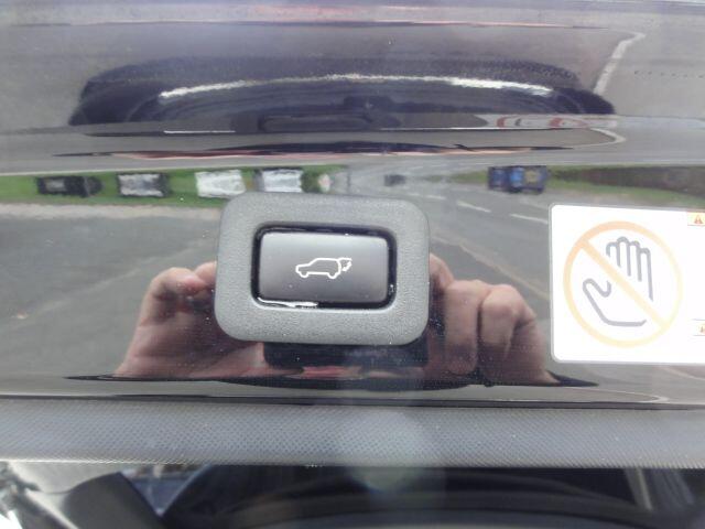 Used Toyota Estima 2025 for sale - 76995635: Photo 3