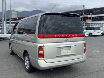 Used Nissan Elgrand 2006 for sale - 75257677: Photo