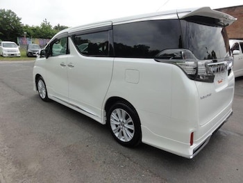 Used Toyota Vellfire 2015 for sale - 78741046: Photo