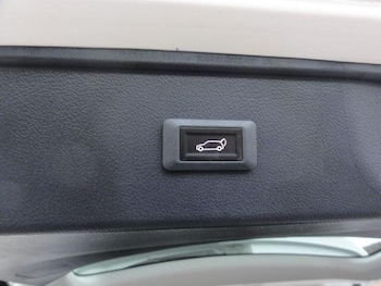 Used Toyota Vellfire 2015 for sale - 78741046: Photo