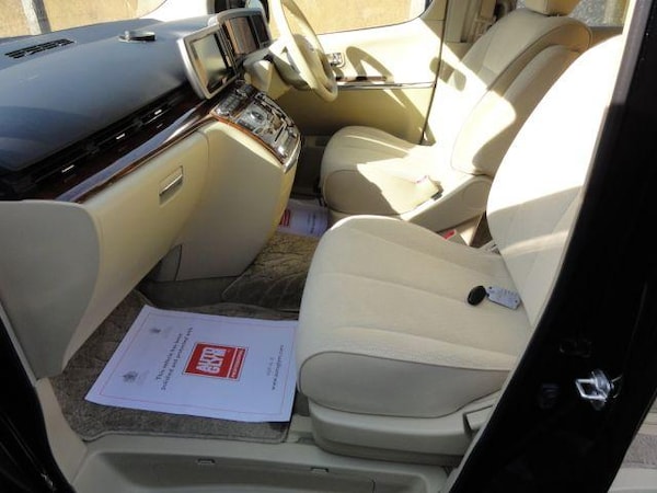 Used Nissan Elgrand 2009 for sale - 73958608: Photo 14
