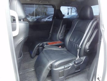 Used Toyota Vellfire 2010 for sale - 78385238: Photo