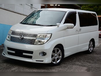 Used Nissan Elgrand 2010 for sale - 75949967: Photo