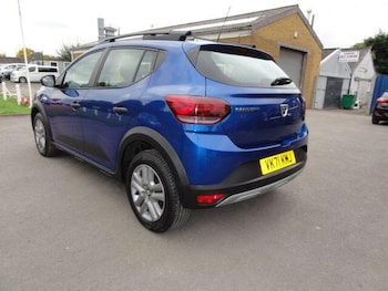 Used Dacia Sandero Stepway 2021 for sale - 76246825: Photo