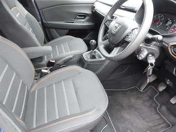 Used Dacia Sandero Stepway 2021 for sale - 76246825: Photo