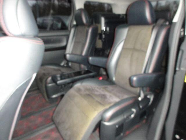 Used Toyota Vellfire for sale - 77599842: Photo 25