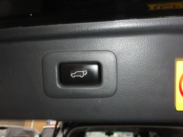 Used Toyota Vellfire for sale - 77599842: Photo 31