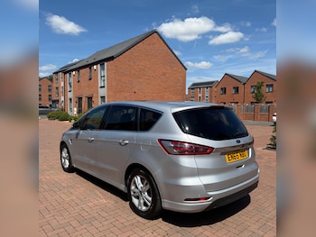 Used Ford S-Max 2015 for sale - 75205451: Photo