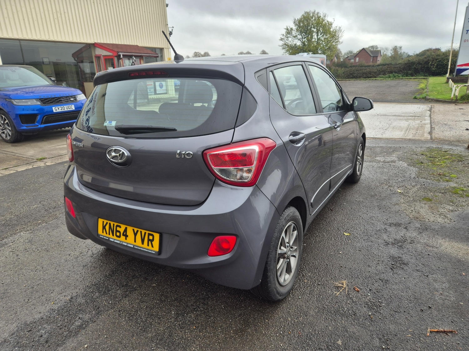Used Hyundai i10 2014 for sale - 76319373: Photo 4