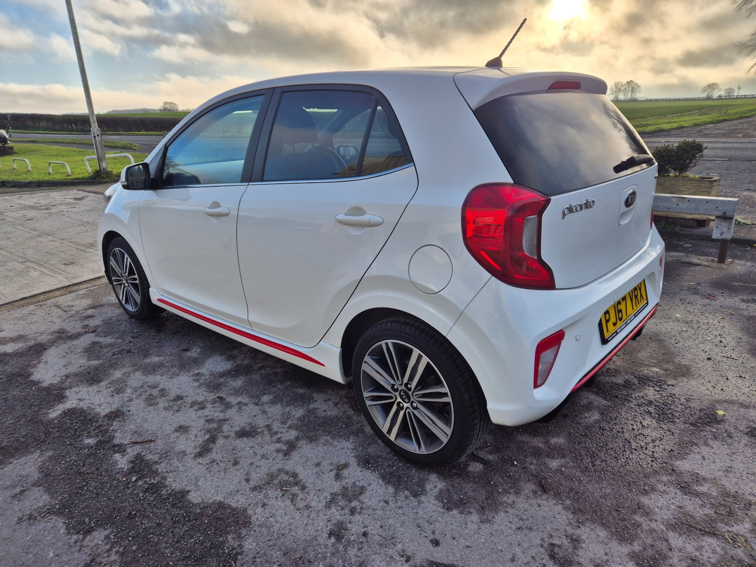 Used Kia Picanto 2017 for sale - 76776255: Photo 6