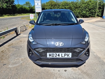 Used Hyundai i10 2024 for sale - 78992084: Photo
