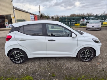 2024 (24) - 1.0 [63] Premium 5dr Auto [Nav]