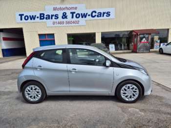 2021 (21) - 1.0 VVT-i X-Play TSS 5dr