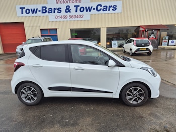 Used Hyundai i10 2017 for sale - 77500697: Photo