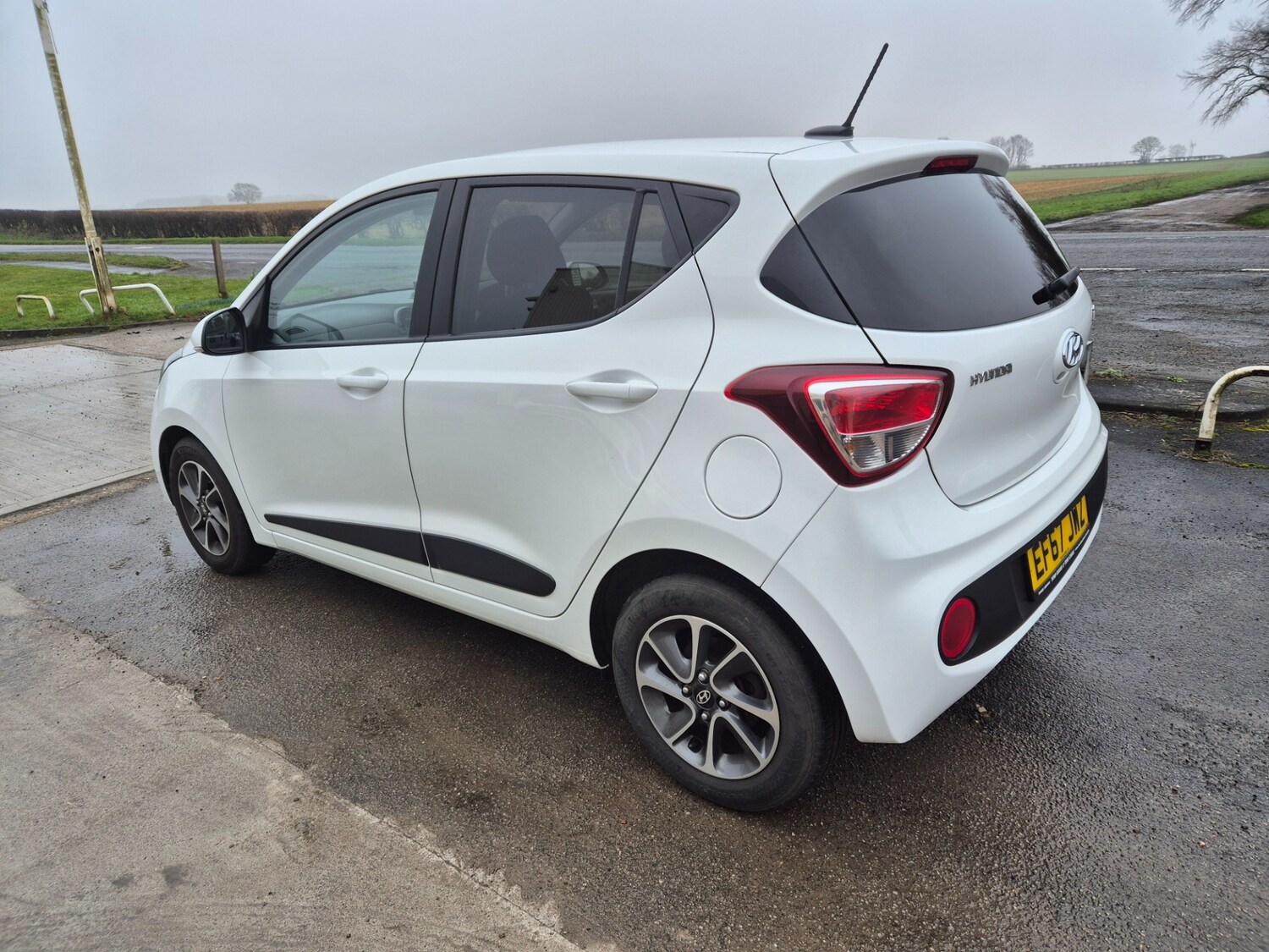 Used Hyundai i10 2017 for sale - 77500697: Photo 6
