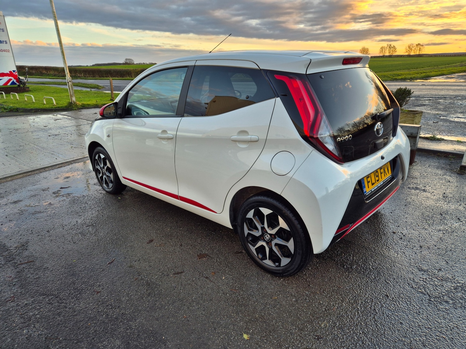 Used Toyota AYGO 2019 for sale - 76736022: Photo 4