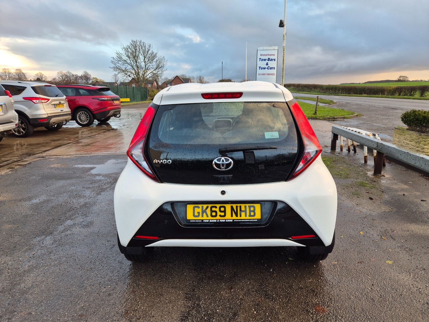 Used Toyota AYGO 2019 for sale - 76692685: Photo 4