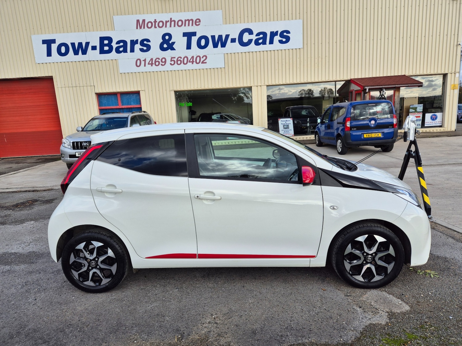 Used Toyota AYGO 2021 for sale - 76362350: Photo 1